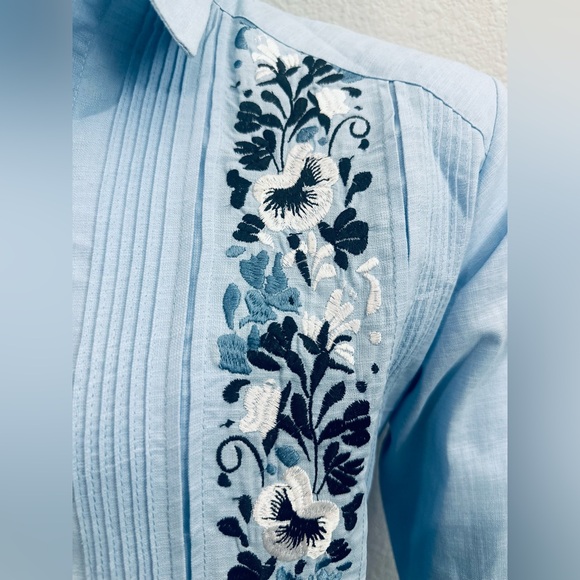 Light Blue Linen Mens Guayabera Wedding Dress Shirt Flower Embroidery Beautiful - Picture 7 of 9